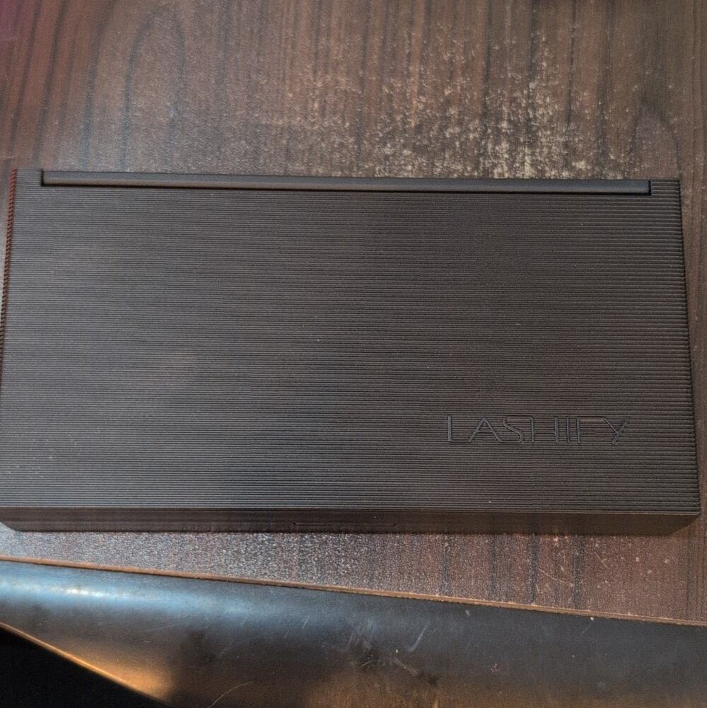 Lashify Black Hard Carrying Case for Faux Eyelashes, Control Kit Gossamer Foam